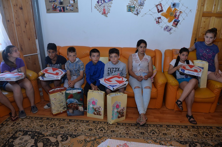 Gifts for orphans from Constanta